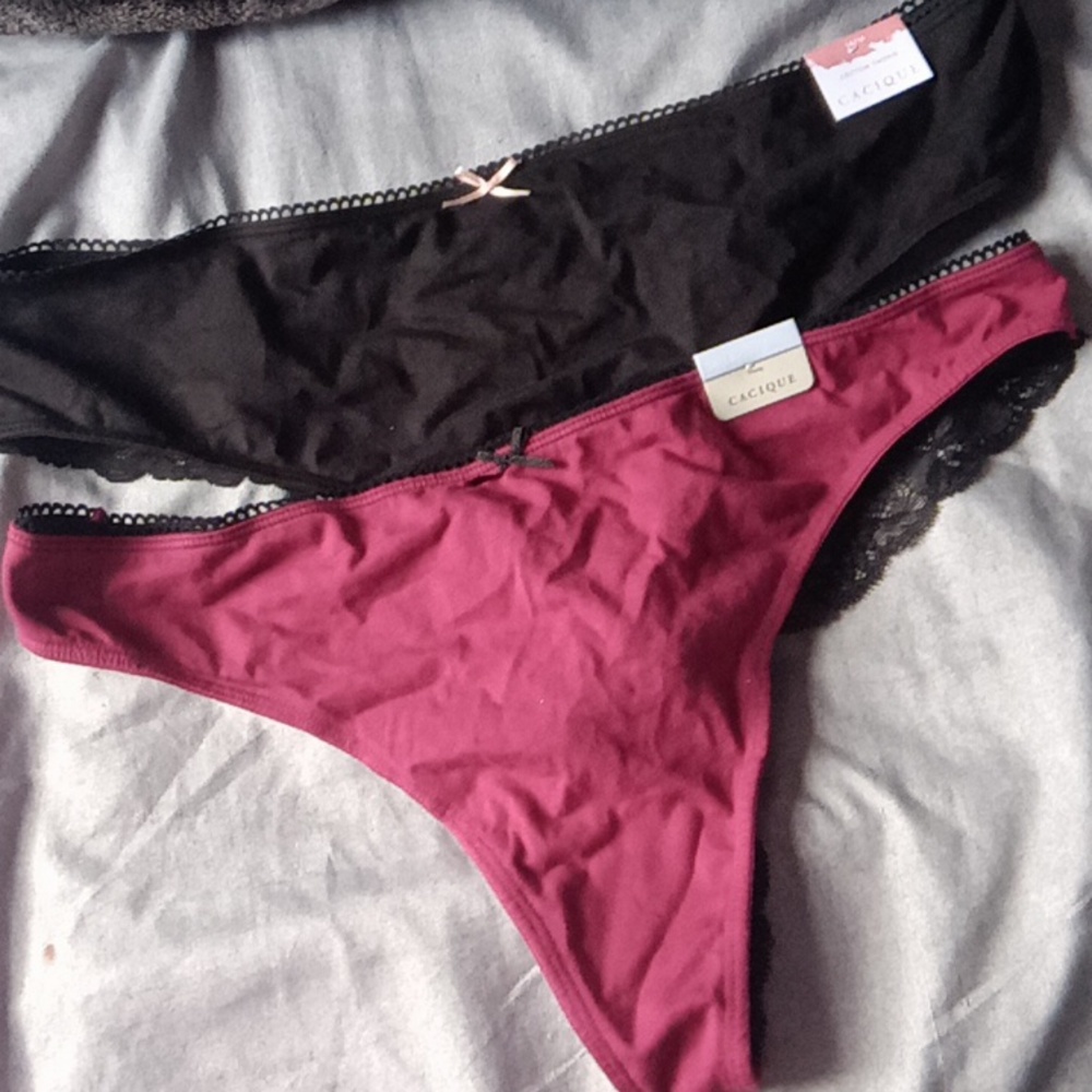 Cacique cotton thongs with lace back 14/16